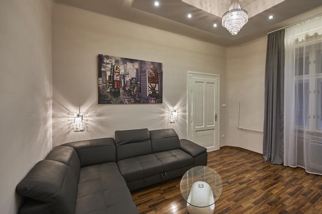 Parliament Apartment Budapest Luaran gambar