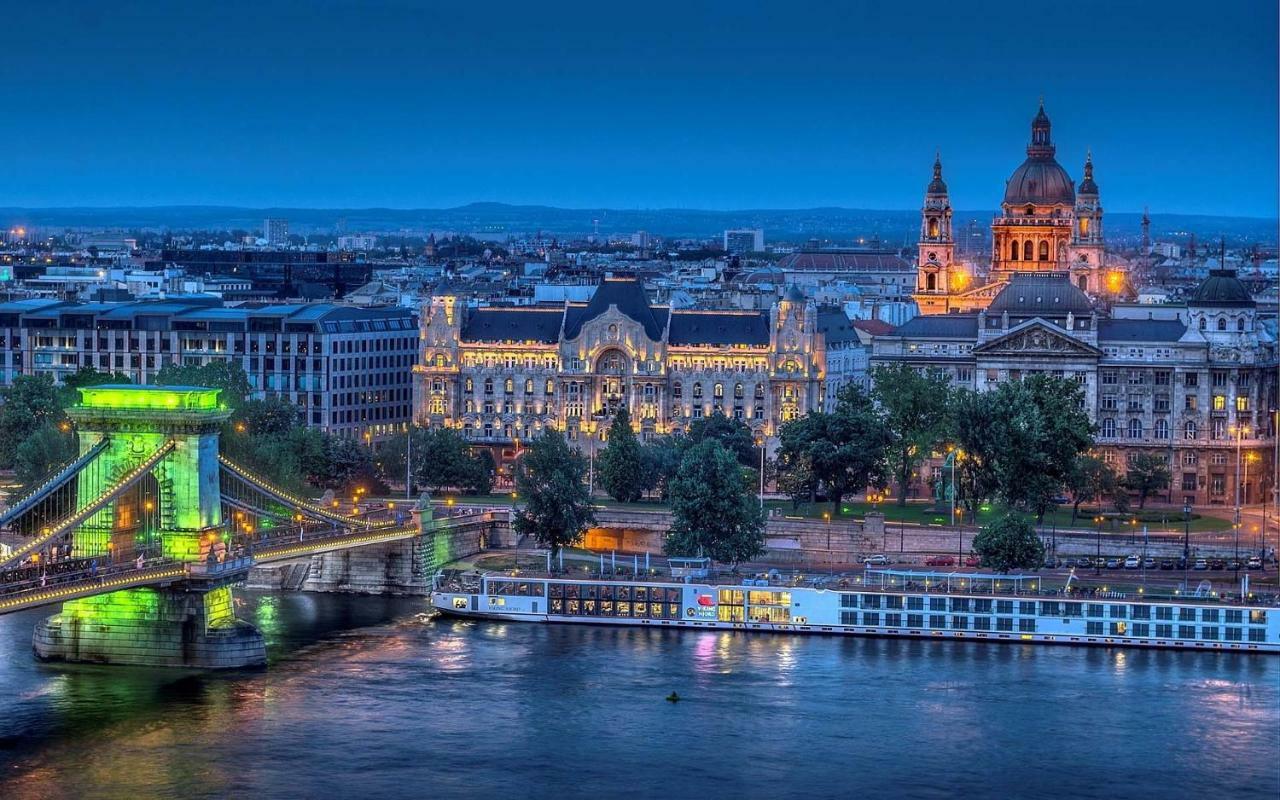 Parliament Apartment Budapest Luaran gambar